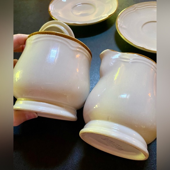 🔥Design Two Stoneware Saucers (2) with Sugar & Cream Set - Japan🔥 - Picture 4 of 11